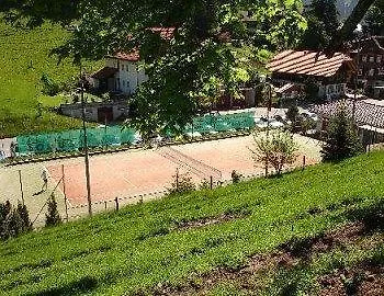 Alpenblick 2* هيليغنسشفيندي
